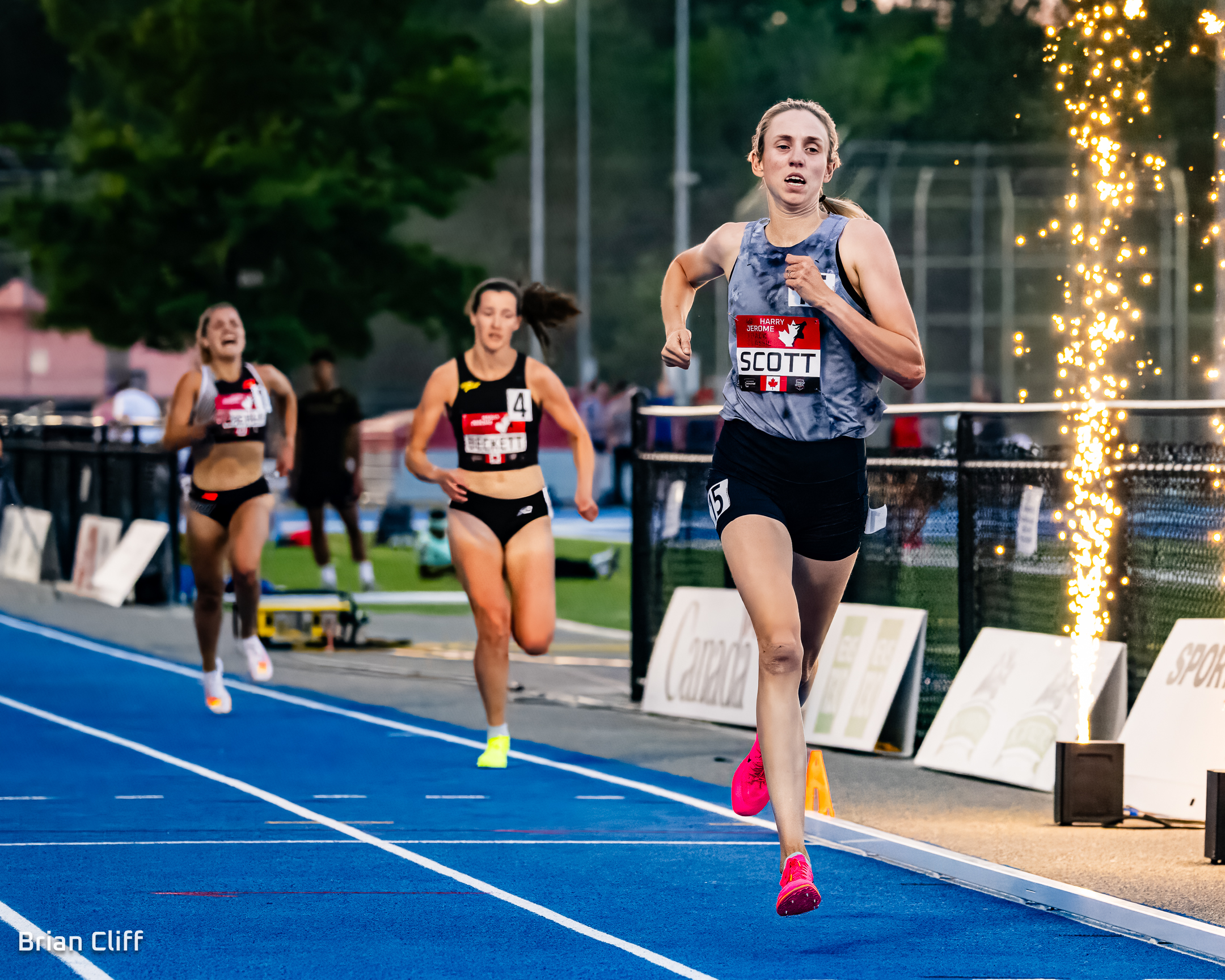 Join in! RUNVAN® Catrin Jones